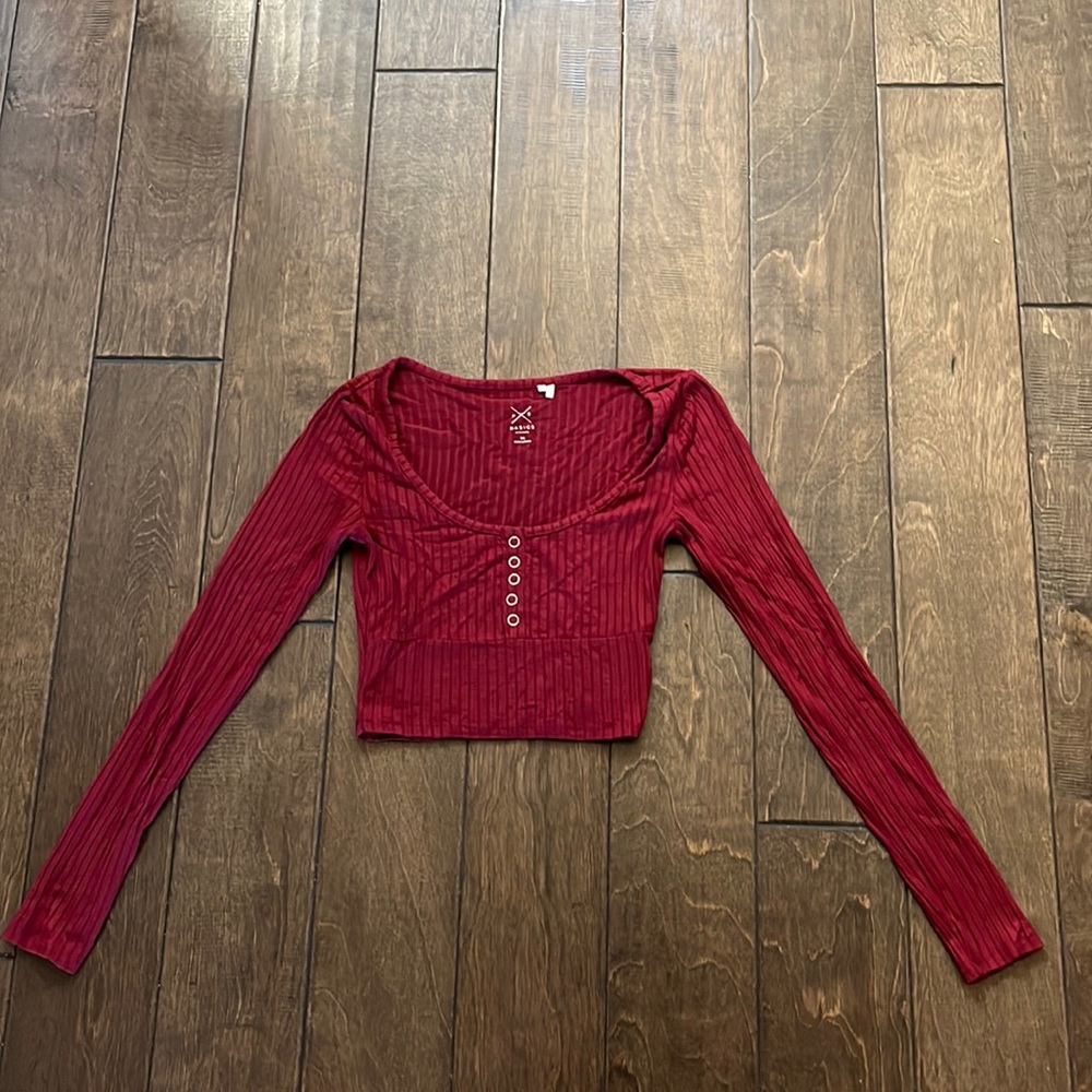 RED PASUN BASIC CROP TOP LONG SLEEVE SIZE XS